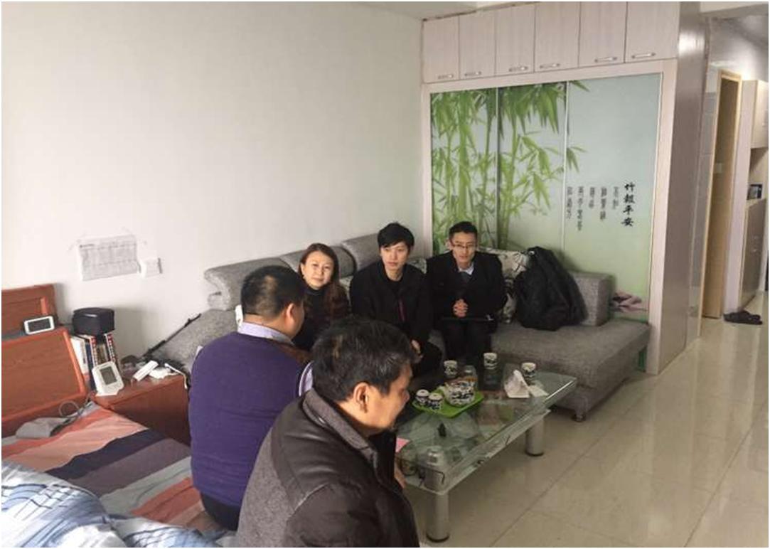 公司工會走訪慰問困難職工.JPG 公司工會走訪慰問困難職工.JPG