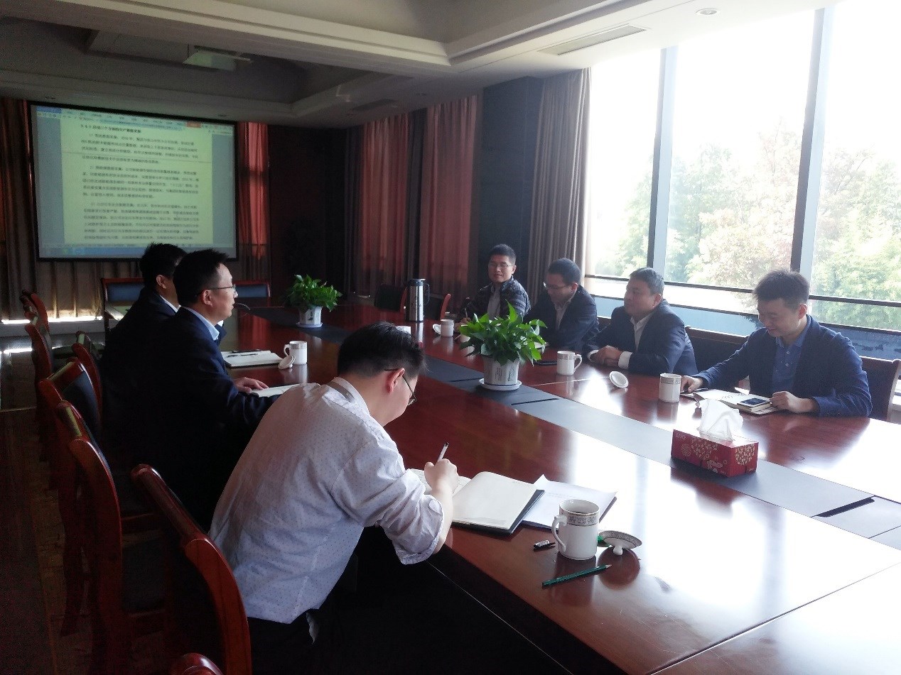市交通運輸指揮中心到公司交流指導(dǎo)1.jpg 市交通運輸指揮中心到公司交流指導(dǎo)1.jpg
