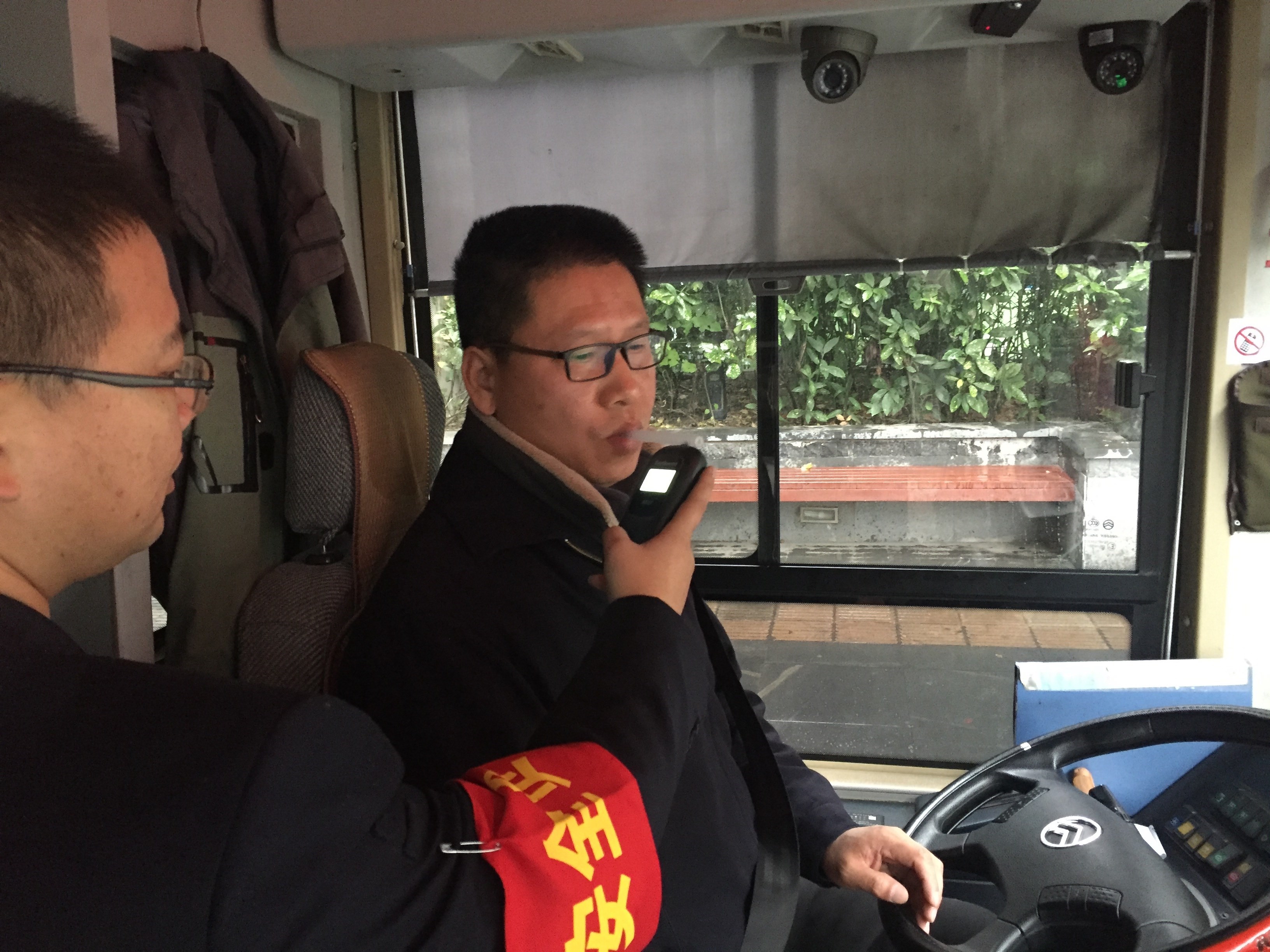 駕駛員酒精測試.jpg 駕駛員酒精測試.jpg