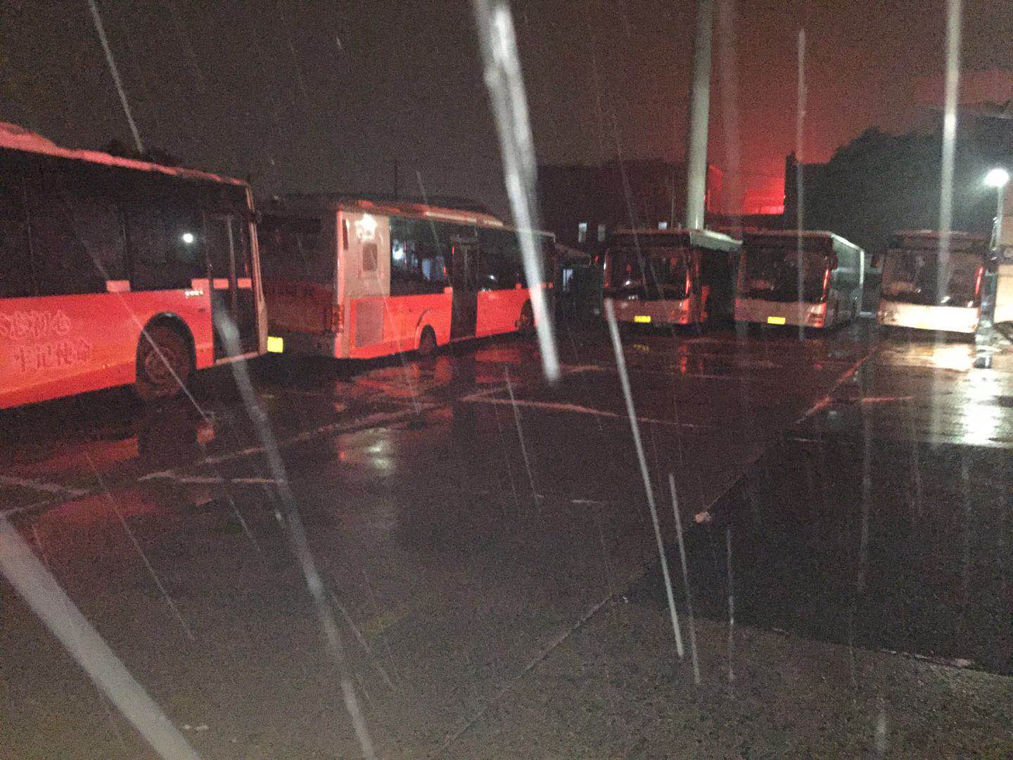 1路新生首末站無冰雪1.jpg 1路新生首末站無冰雪1.jpg